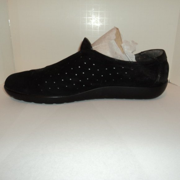 Clarks Women's Size 11 Shoes Loafers Black Suede Slip On - Picture 4 of 10